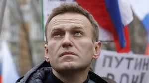 Ruský opoziční představitel alexej navalnyj stane 15. Alexei Navalny Discharged From Hospital Despite Doctor S Opposition Bbc News