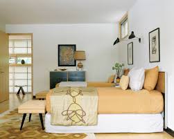 Here you'll find southwestern decor, wood furniture, tonal pillows and textural throws. Earthy Bedroom Ideas And Photos Houzz