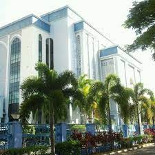 Berhubung keputusan mahkamah syariah terengganu yang menjatuhkan hukuman sebat secara umum kepada dua orang wanita yang didakwa melakukan hubungan sejenis, suruhanjaya hak asasi manusia (suhakam) dalam satu kenyataan media menerusi laman rasmi facebook mereka. Photos At Mahkamah Syariah Kuala Terengganu Professional Other Places In Kuala Terengganu