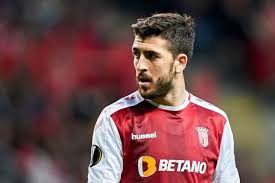 Football leagues from all over the world. Wolves Close To Signing Braga Striker Paulinho Man Utd Juventus Interested In Raul Jimenez