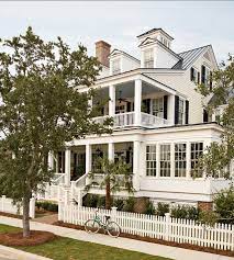Create a classic coastal haven, not in blue but bricks shades. Classic Coastal Home Home Bunch Interior Design Ideas