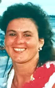 Lynn Desantis's Instagram, Twitter & Facebook