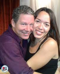 Desde que fue cabo interino en Los 3 Villalobos, Denys Ramos ya brillaba.  Luego vino Historias de fuego, y en Aquí estamos, como Shidarta, conquistó  al público cubano. Hoy es uno de