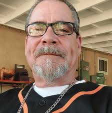 📣 Calling all Class of 1983 📣 Old Yearbook Photos from 42 Years Ago