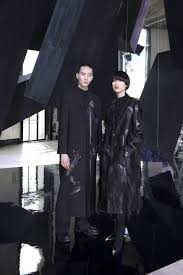 STRAY KIDS 成員FELIX 登上LOUIS VUITTON 巴黎時裝周天橋走秀 ...