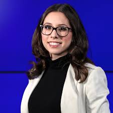 Savannah Kelley's Instagram, Twitter & Facebook