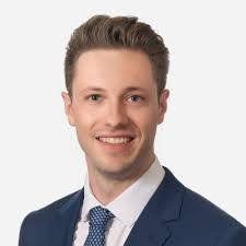 After a fantastic internship with AlphaSights in New York City this summer,  I am excited to announce that I have accepted a full-time position as a  Client Service Associate starting in July