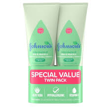 Here, dermatologists share the top aloe vera uses worth trying—from improving skin and hair to applying as natural lube. Johnson S Creamy Aloe Oil Twin Pack 236ml Aloe Oil Johnsons Baby Creamy Oil Aloe