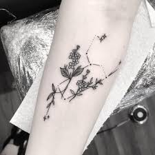 A leo's lucky day is sunday, and their lucky numbers are one and five. Delicate Constellation Tattoos Based On Your Zodiac Sign
