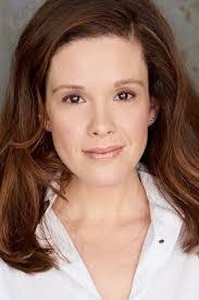 Mae Maloney's Instagram, Twitter & Facebook