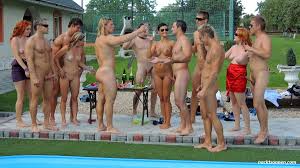 naturist couples! | MOTHERLESS.COM ™