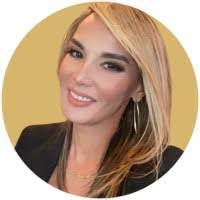 Trisha Fischer's Instagram, Twitter & Facebook