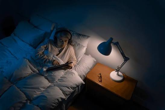 Insomnia: Causes, Symptoms, and Proven Treatments for Better Sleep
