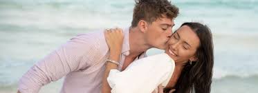 Delaney Tuplin and Jonah Jordan's Wedding Registry