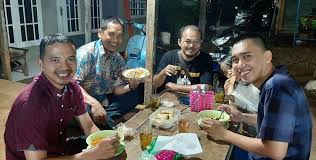 Sosok Insfiratif Kang Ade, Usahawan Roti Bakar Bandung-Pamulang