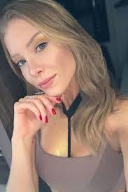 Meanwhile, neymar has denied the rape. Um Ano Apos Acusar Neymar Najila Trindade Diz Que Sofre Com Insonia E Julgamentos Nos Fazem Parecer Loucas Retratos Da Bola Extra Online
