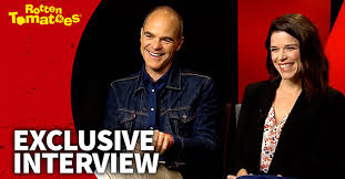 El 30 de junio de 2015, se anunció que campbell sería protagonista en el drama de televisión de netflix house of cards a partir de la cuarta Video House Of Cards Neve Campbell Michael Kelly Reveal Their Freshest Moment Rotten Tomatoes Movie And Tv News