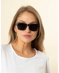 Stella + Gemma Page 7