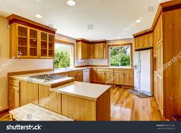 light brown kitchen cabinets white