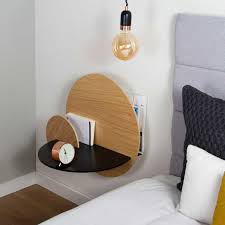 Table de nuit scndinaves, vintage il y en a pour tous les goûts ! Table De Chevet Alba L Ronde Chene Noir Woodendot Designerbox Table De Chevet Design Decoration Interieure Africaine Table De Chevet