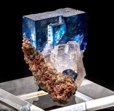Blue Halite On Sylvite Minerals And Gemstones Crystals Minerals Mineral Stone