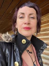 Weekend morning in backyard with family