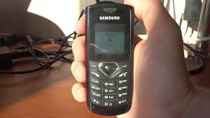 Samsung E1170 ringing alarm - YouTube