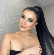 Valeria Layton (@valerialaytonf) • Instagram photos and videos