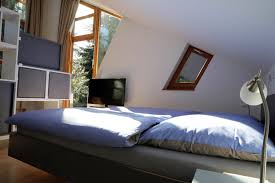 Bei uns finden sie die matratze, die optimal zu ihren bedürfnissen und ihrem budget passt. Atelierwohnung Barbel Wahl Lemgo Marketing