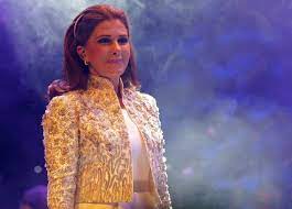 أعربت الفنانة اللبنانية ماجدة الرومي عن حبها لمصر، موضحة أنها حين تغني أغنية «بحلف بسماها» للراحل عبدالحليم حافظ تشعر وكأنها طائرة. Ù…Ø§Ø¬Ø¯Ø© Ø§Ù„Ø±ÙˆÙ…ÙŠ ØªØ®Ø¶Ø¹ Ù„Ø¨Ø±ÙˆÙØ§Øª 10 Ø£ÙŠØ§Ù… Ù‚Ø¨Ù„ Ø­ÙÙ„Ù‡Ø§ Ø§Ù„Ø£ÙˆÙ„ ÙÙŠ Ù‚ØµØ± Ø§Ù„Ù‚Ø¨Ø© Ø³ÙŠØ¯ØªÙŠ