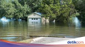 Mimpi adalah peristiwa alam bawah sadar yang biasa di alami saat kita tertidur. Banjir Bandang Di Pulau Evia Yunani Rumah Rusak Dan 3 Orang Tewas