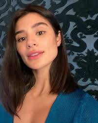 My I'm not forcing it face. There I am. There it is. Not forcing it.