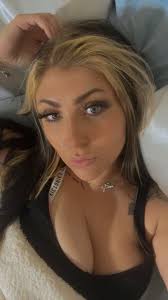 Just turned 30 years old. I'm college educated, have a good job, no kids  currently, am 5'11, speak German and English, single for a while now, etc  etc. Feel free to comment