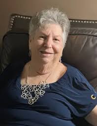 Faye Jolly's Instagram, Twitter & Facebook