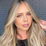 Natasha Toth's Instagram, Twitter & Facebook