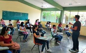 Reanudar clases presenciales ayudará a negocios relacionados a la educación: Falla Plan Piloto Solo 17 Escuelas Vuelven A Clases Presenciales El Heraldo De Chiapas Noticias Locales Policiacas Sobre Mexico Chiapas Y El Mundo