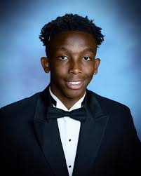 Eric Kiarie's Instagram, Twitter & Facebook