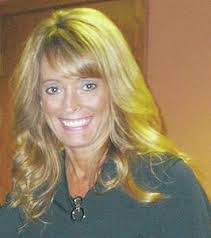 Holly Raney's Instagram, Twitter & Facebook