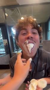 Alyssa Koster (@alyssakoster)