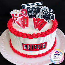 Bolo Tema Netflix Bolo Doces Tradicionais Bolo De Chantilly