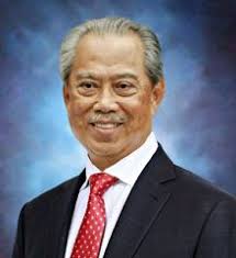 Beliau menjadi perdana menteri kelapan, sekali gus meneruskan. 9 Malaysia Ideas Perdana Menteri Malaysia Hari Bapa