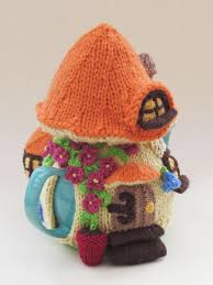 Other comments from prior years said the same thing, please fix as this is a bok i really want to read. Fairy House Tea Cosy Knitting Pattern