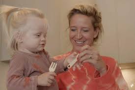 Check spelling or type a new query. Cath Luyten 43 Is Voor De Tweede Keer Mama Geworden