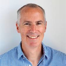 We are deeply saddened by the passing of Mr. Ian Corry, who served as  Honorary Orthopaedic Surgeon to Ulster Rugby for over 20 years. Over the  years, he treated many players -