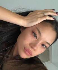No makeup, no filter, no clothes. Pin On Girls