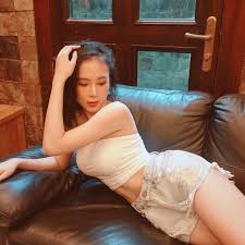 Angela phương trinh tiết lộ ban đầu nhiều hoài nghi cho rằng cô đang cố lấy lại hình ảnh, tuy nhiên sau vài năm, gắn với những hoạt động xã hội, chọn cuộc sống an yên, dần dà mọi người đã thay đổi định kiến. Angela PhÆ°Æ¡ng Trinh Láº¡i Ä'á»'t Máº¯t Fan Tin Tá»©c Má»›i Nháº¥t 24h Ä'á»c Bao Lao Ä'á»™ng Online Laodong Vn