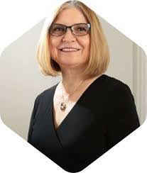 Laurie Grissom's Instagram, Twitter & Facebook