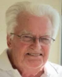 Diane Renaud's Instagram, Twitter & Facebook