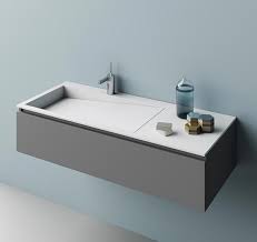 Lavabo Rettangolare In Corian Lavabo Con Piano Inclinato Plana Lavandini Da Bagno Arredamento Bagno Lavello Bagno