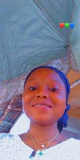 Who is the antagonist of the play 'let me die alone' and what are its  themes?